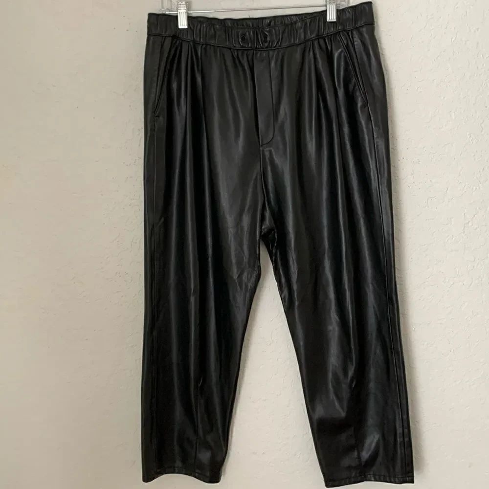 Zara Black Faux Leather Women’s Pants Size L